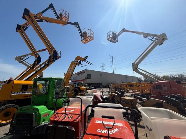 JCB 7k telehandler rental in Chicago