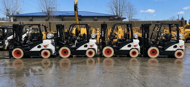 Forklift rental in Chicago from Mutual Rentals