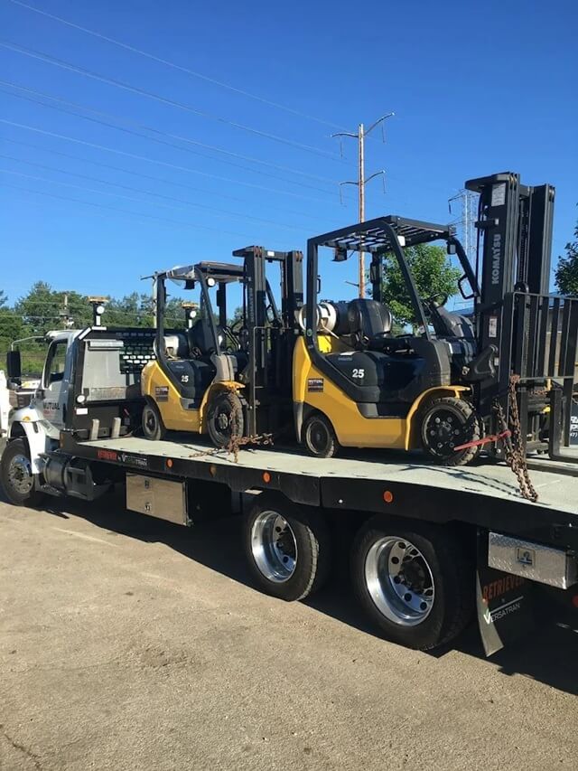 Indoor warehouse forklift rental Chicago